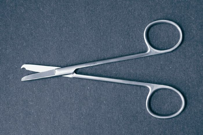 Suture Scissors McKesson Littauer Office Grade Stainless Steel NonSterile Finger Ring Handle Straight Blunt Tip / Blunt Tip
