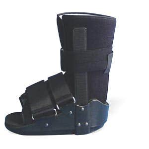 Walking Cast Boot Short Large 80$