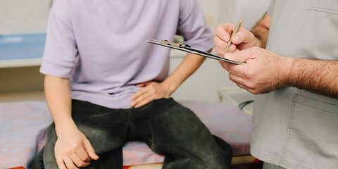 am-buying-guide-chronic-care-conditions-incontinence-incontinence-medical-supplies-1
